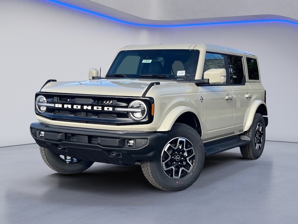 New 2025 Ford Bronco Outer Banks SUV