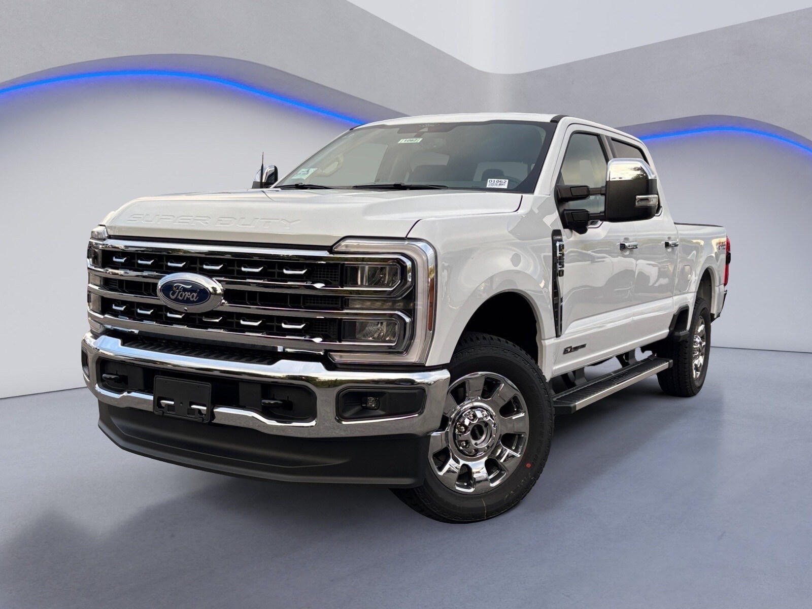 2026 Ford F-250 Lariat photo 2