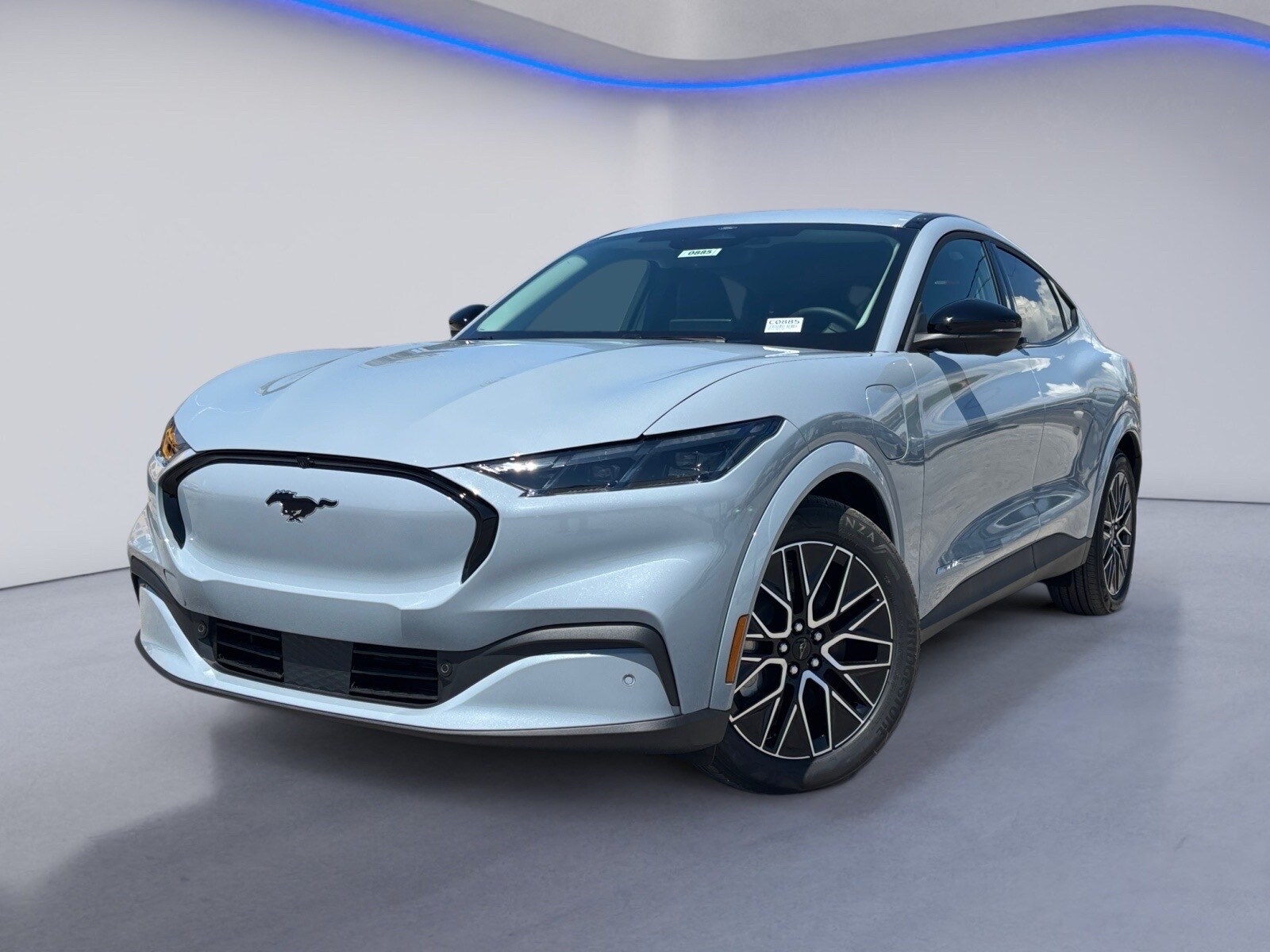 2025 Ford Mustang Mach-E Premium photo 2