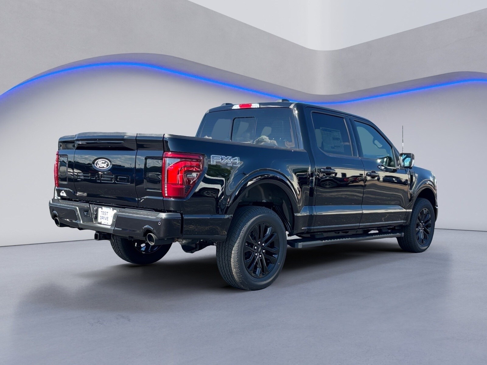 2025 Ford F-150 Lariat photo 4