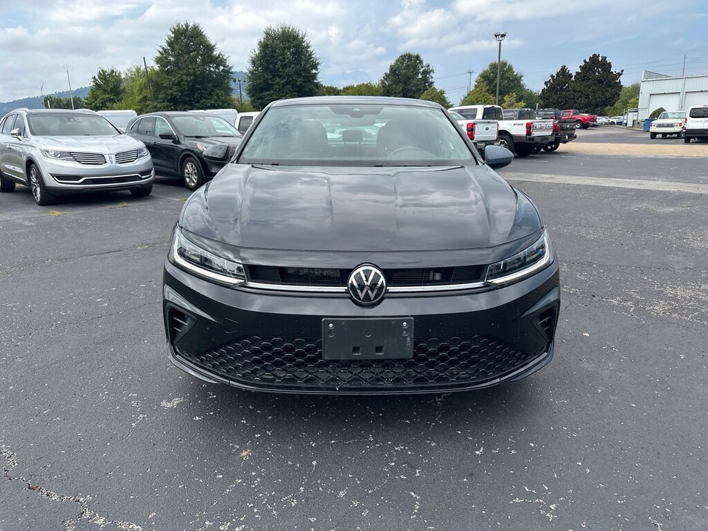 Certified 2025 Volkswagen Jetta 1.5T Sport Sedan