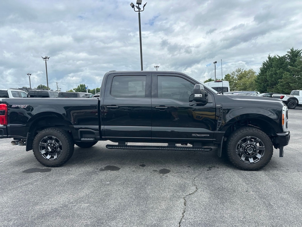 Certified 2023 Ford F-250 Lariat Truck