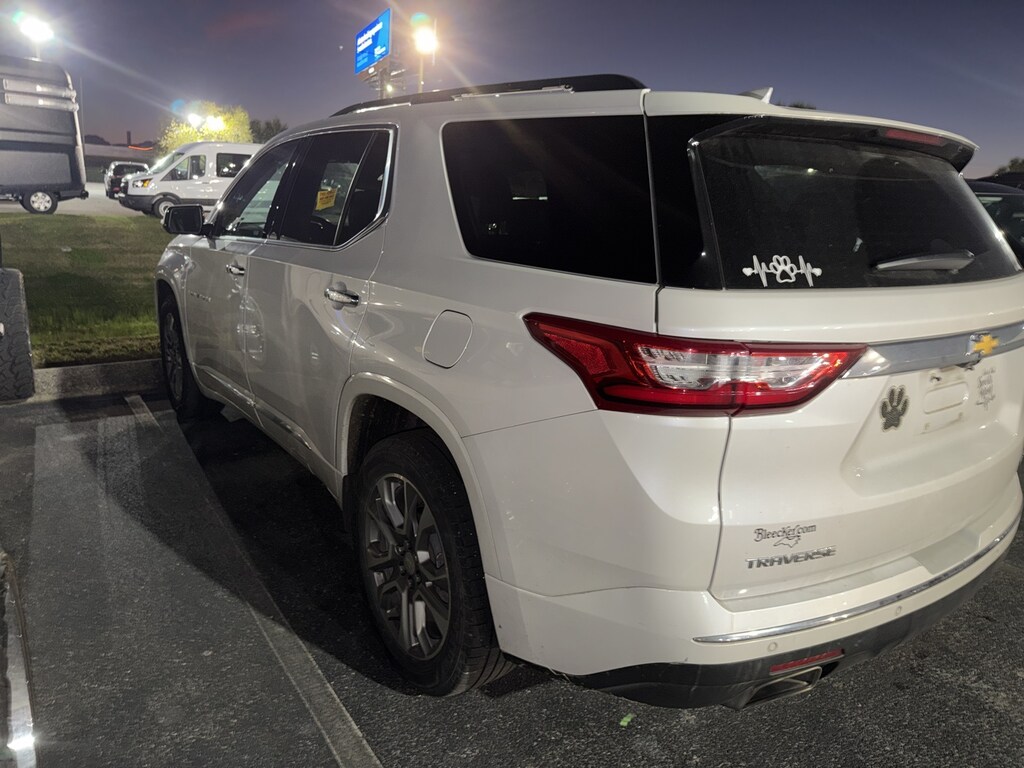 Used 2021 Chevrolet Traverse Premier SUV