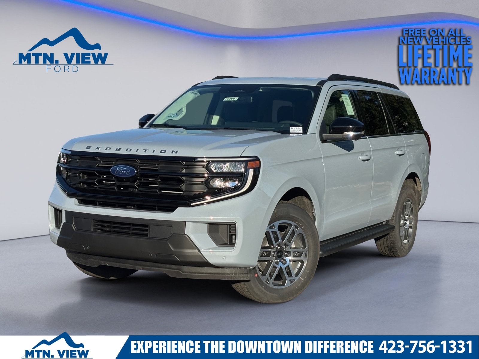 2026 Ford Expedition Active's photo