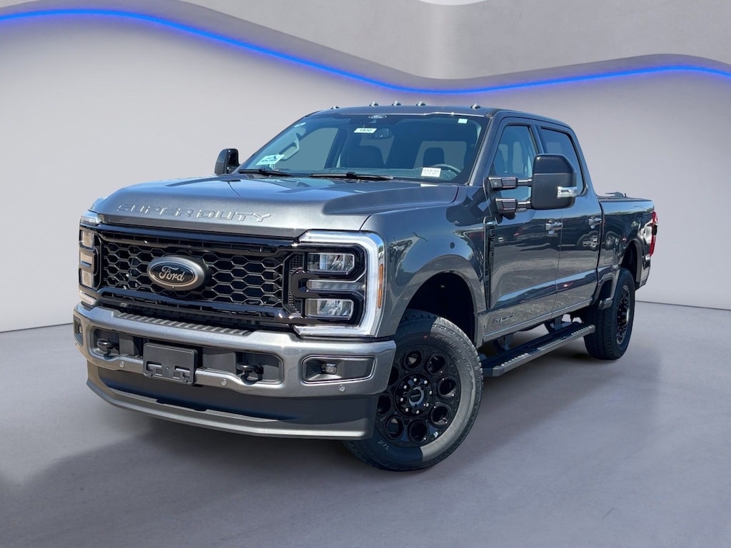New 2026 Ford F-350 Lariat Truck Crew Cab