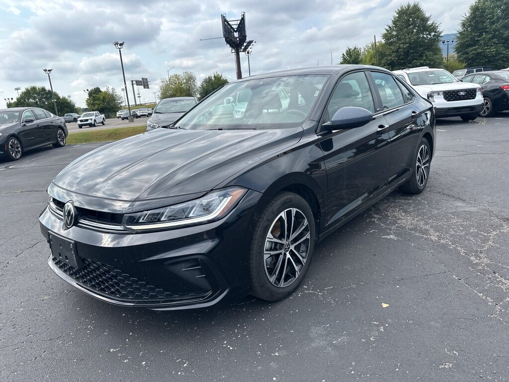 Certified 2025 Volkswagen Jetta 1.5T Sport Sedan