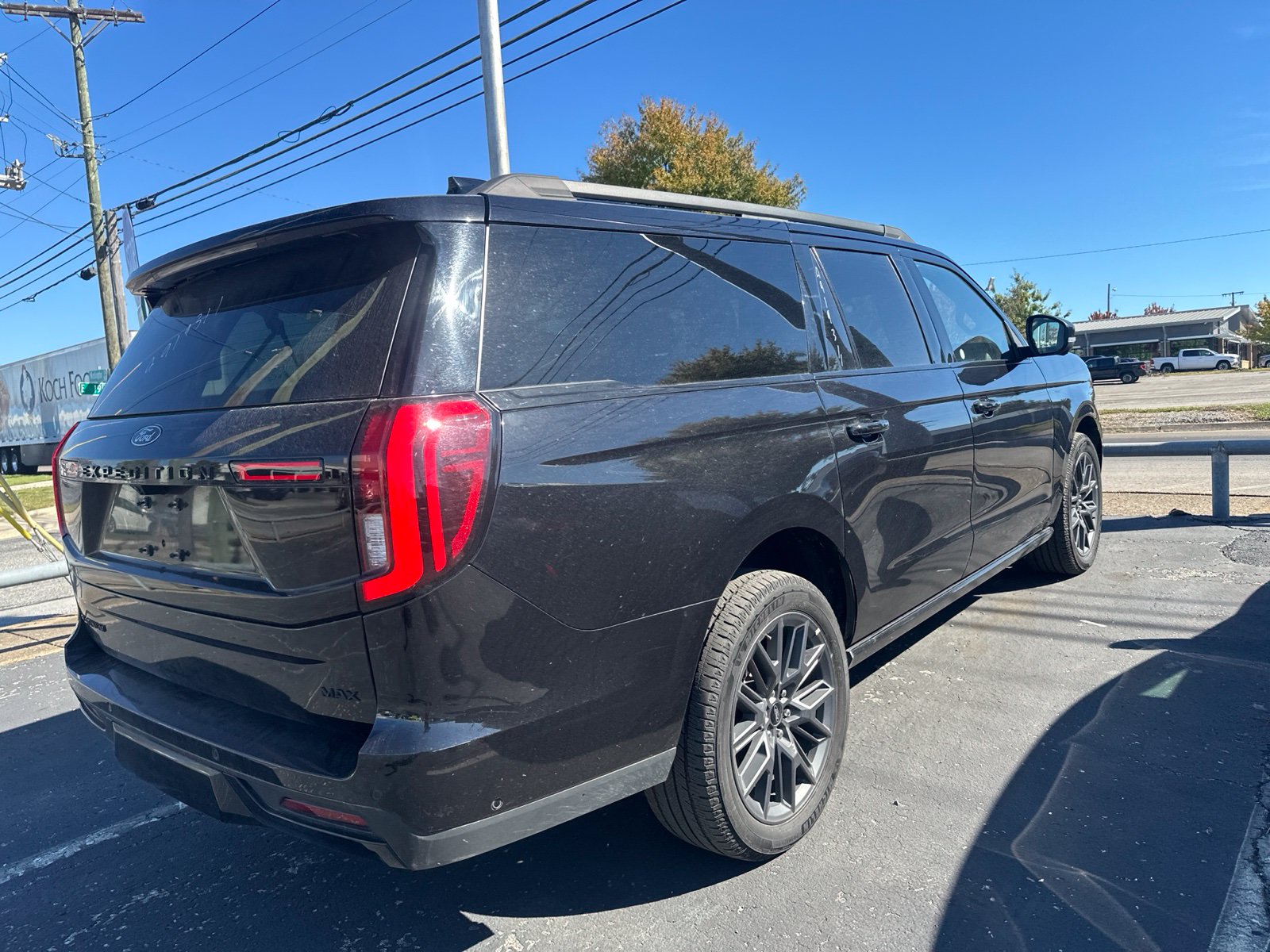 Certified 2025 Ford Expedition Max Platinum SUV