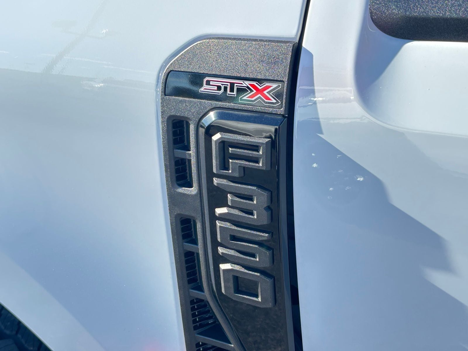 2026 Ford F-350 Super Duty XL - Photo 13