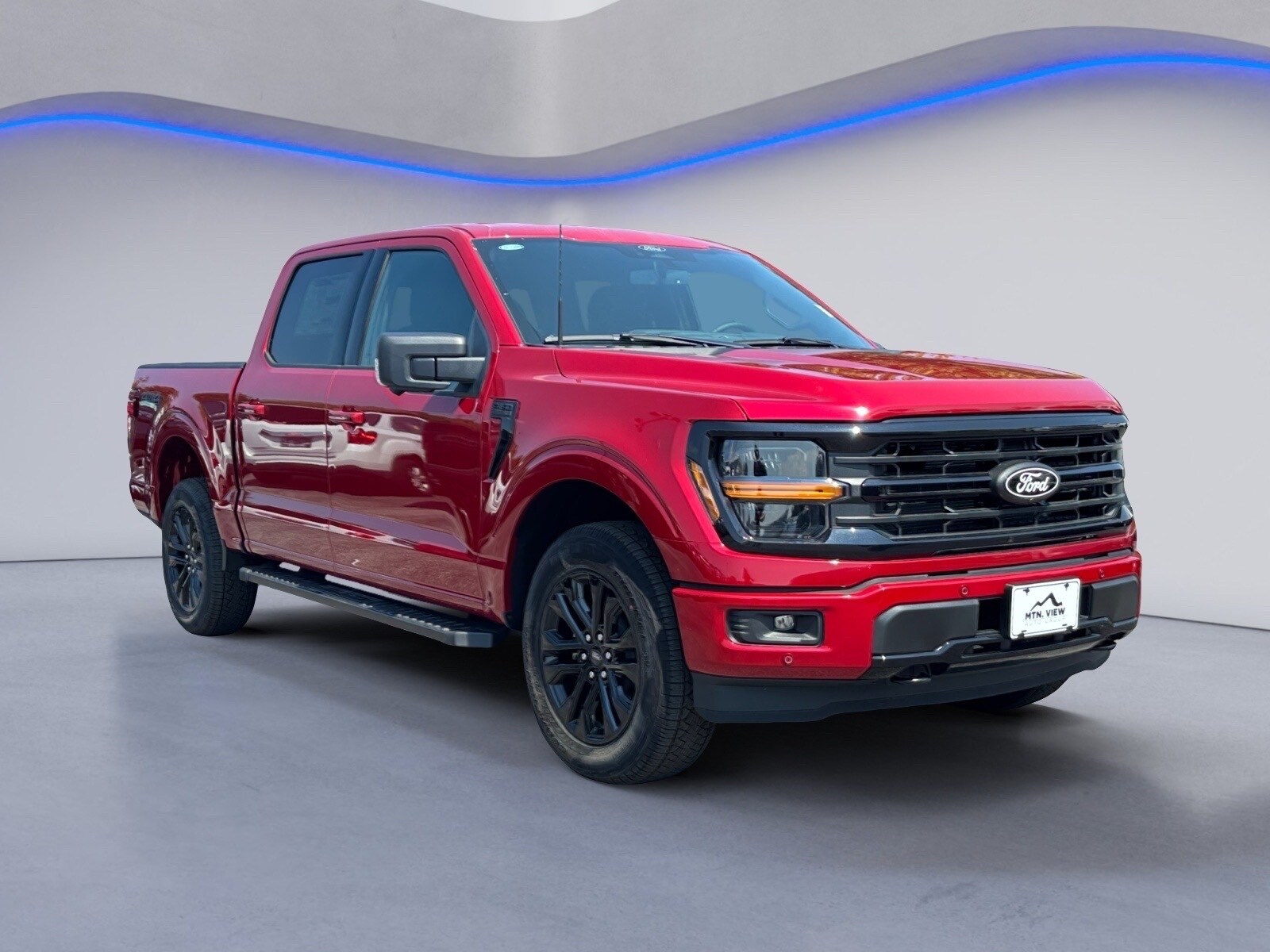 2025 Ford F-150 XLT photo 3