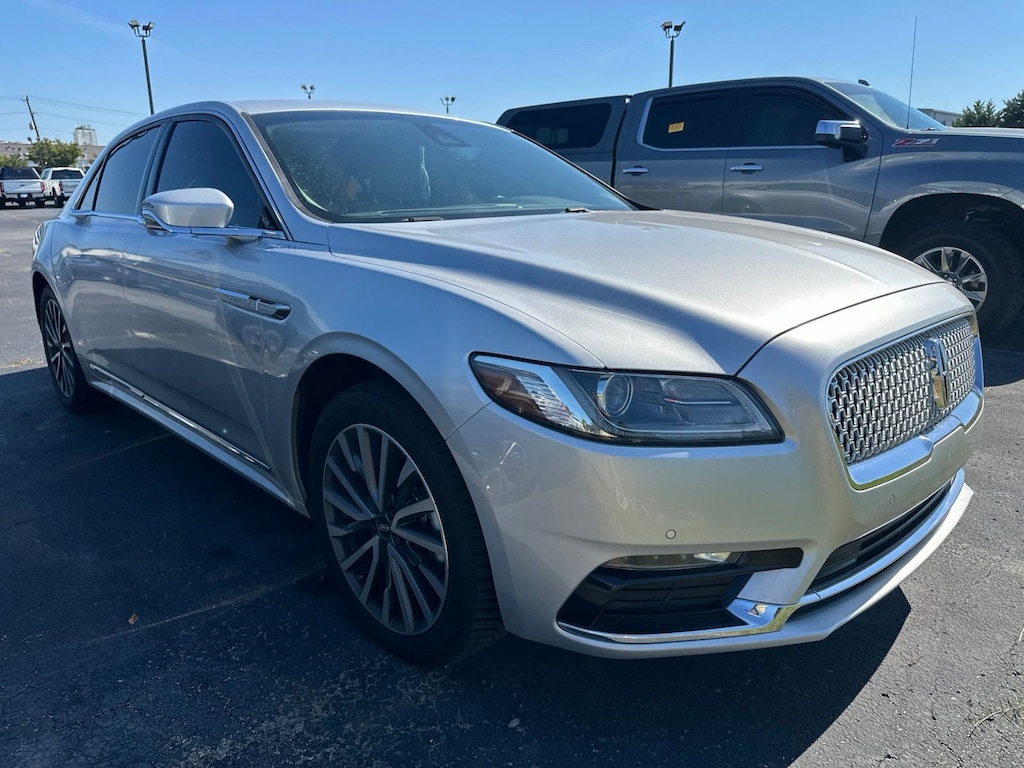 Used 2017 Lincoln Continental Select Sedan