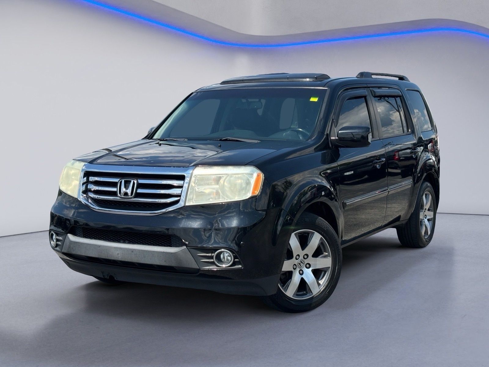 Used 2014 Honda Pilot Touring with VIN 5FNYF4H90EB008233 for sale in Chattanooga, TN