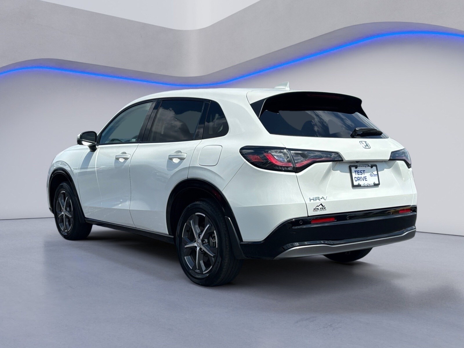 2024 Honda HR-V EX-L photo 4