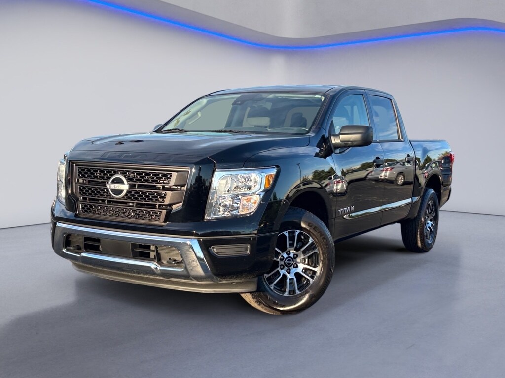Used 2024 Nissan Titan SV Truck