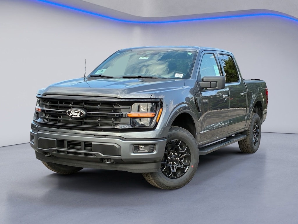New 2026 Ford F-150 XLT Truck SuperCrew