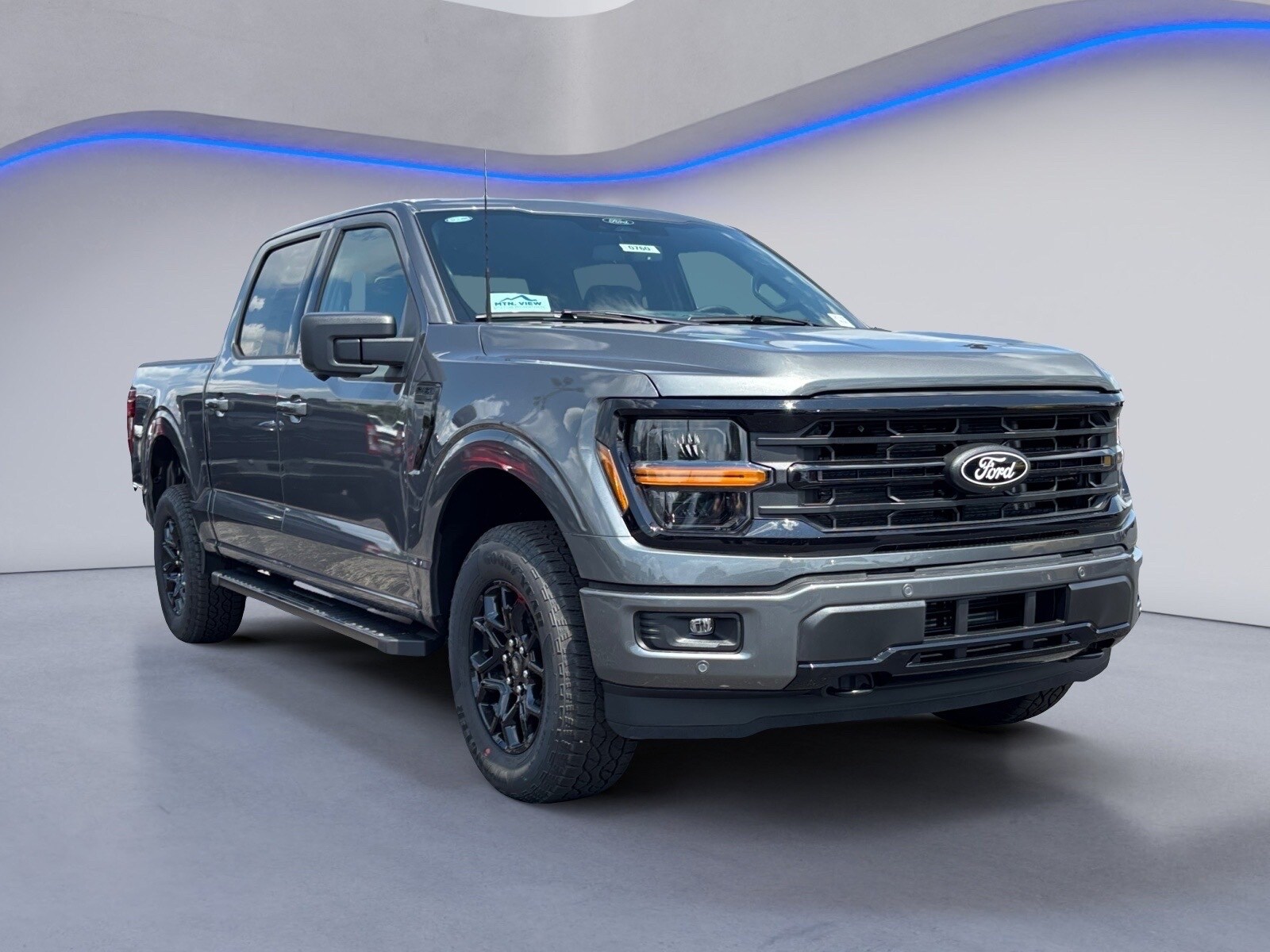 2025 Ford F-150 XLT photo 3