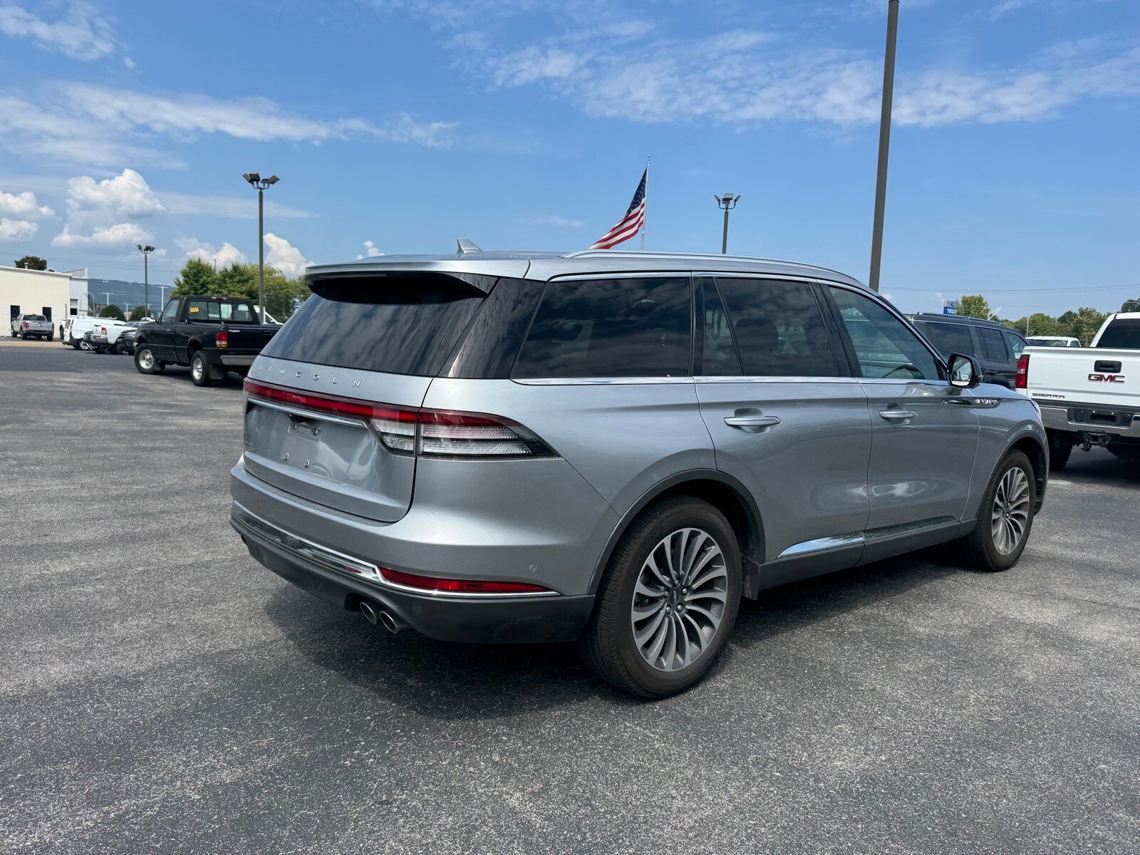 2020 Lincoln Aviator Reserve photo 2