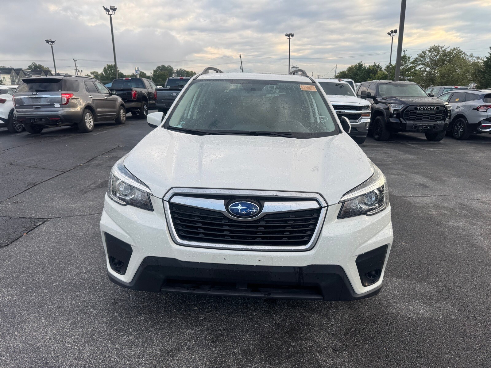 2020 Subaru Forester Premium photo 2