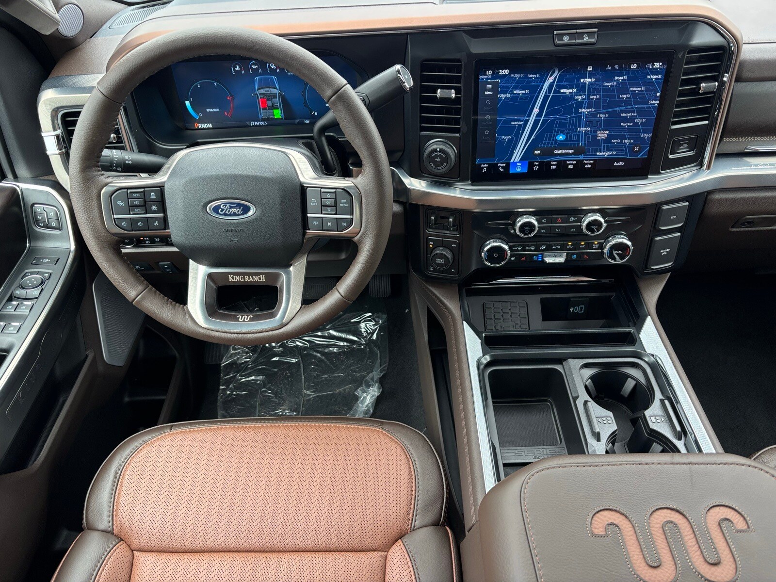2026 Ford F-350 King Ranch photo 3