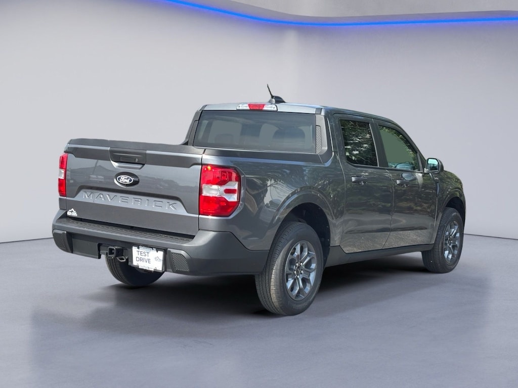 New 2026 Ford Maverick XLT Truck Crew Cab