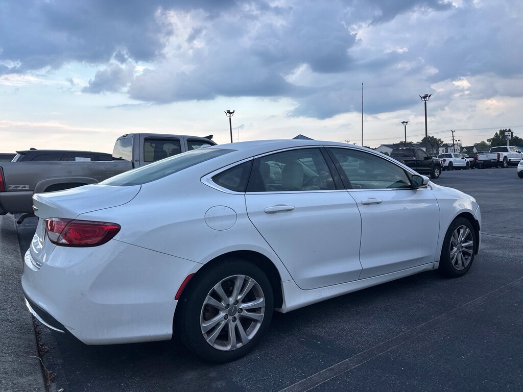 Used 2016 Chrysler 200 Limited Sedan