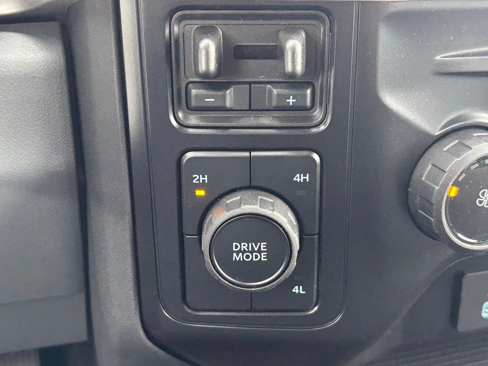 2026 Ford F-350 XL photo 3