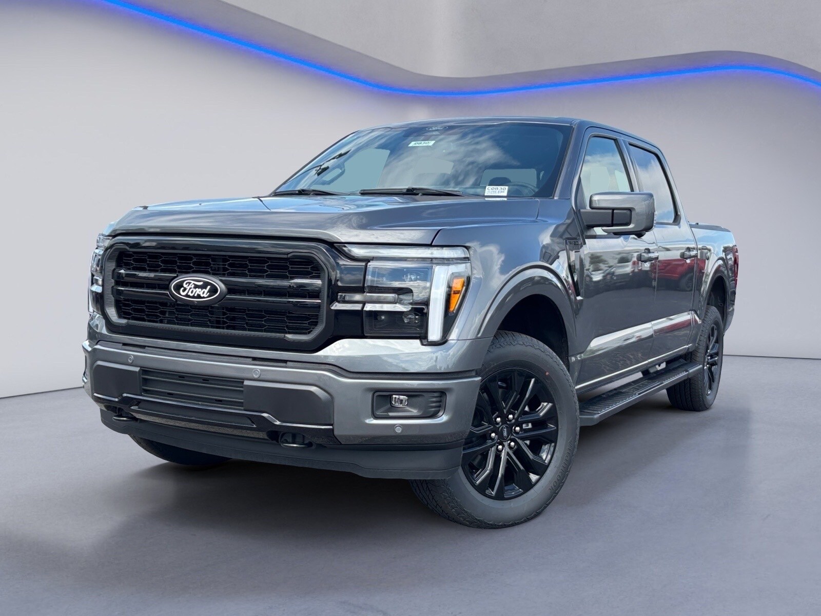 2025 Ford F-150 Lariat photo 2