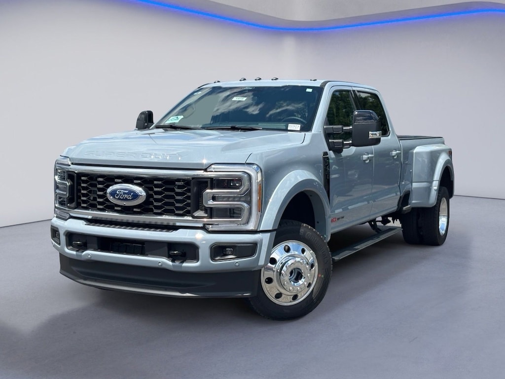 New 2026 Ford F-450 Platinum DRW Truck Crew Cab