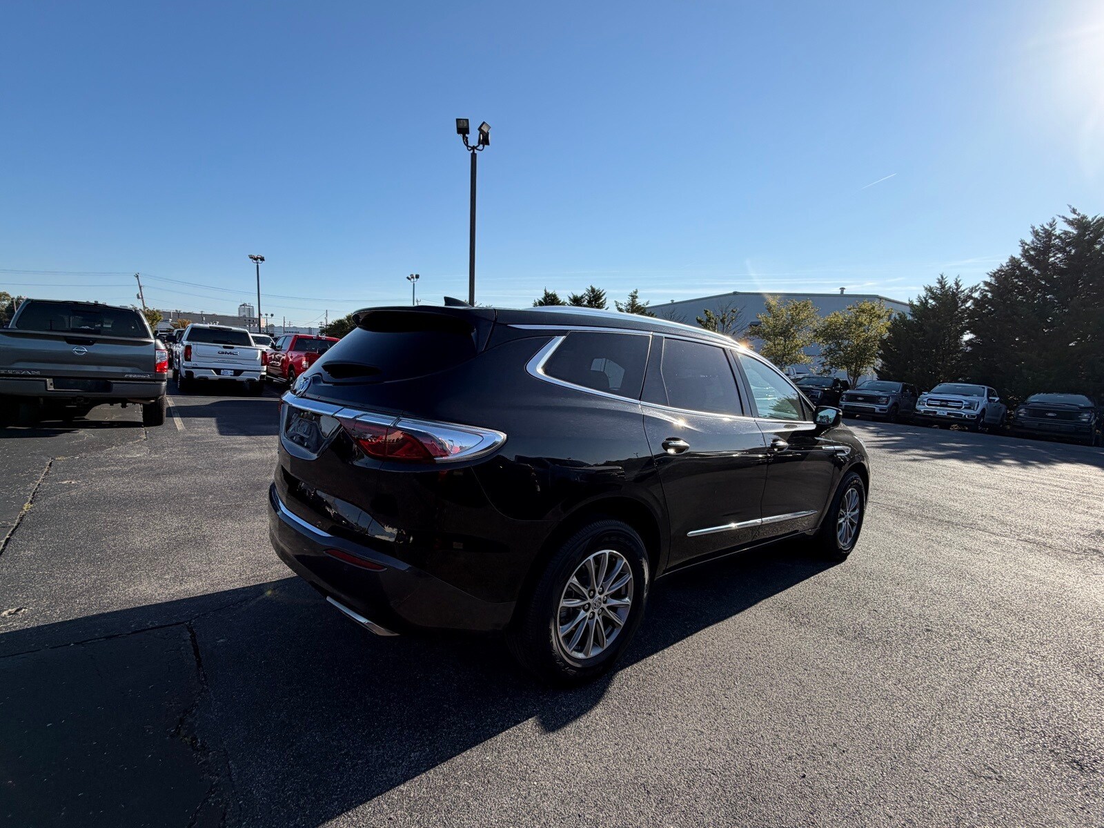 2024 Buick Enclave Premium photo 3