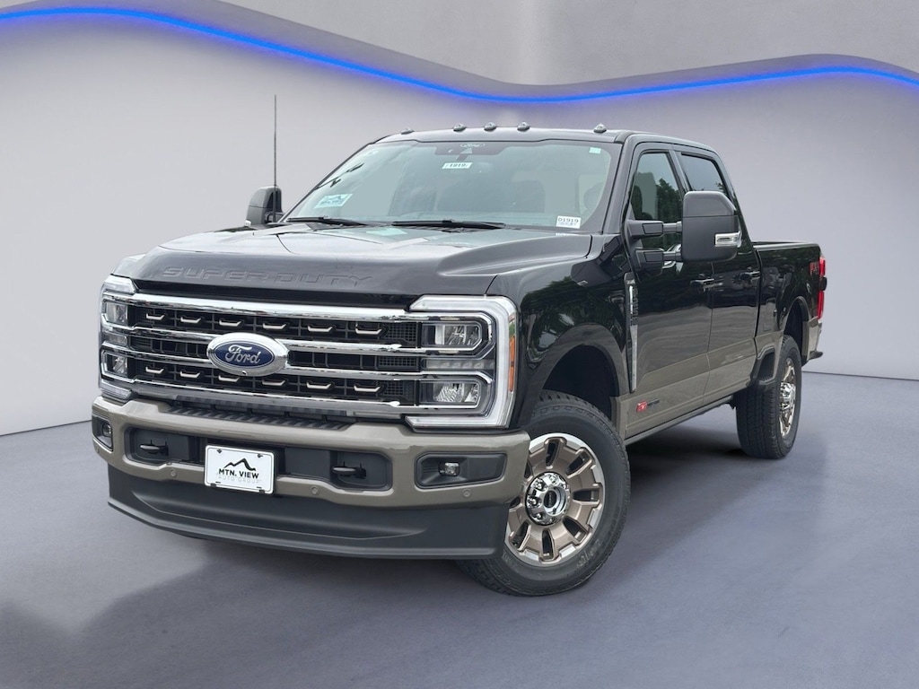 New 2026 Ford F-250 King Ranch Truck Crew Cab