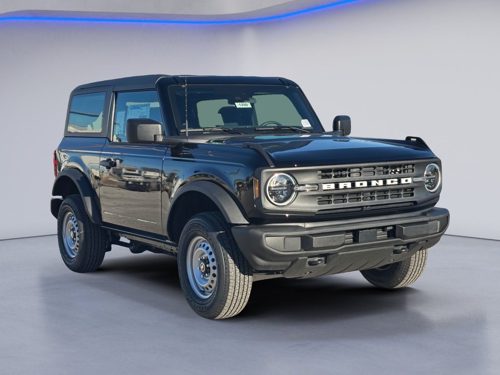 2025 Ford Bronco 2-Door Base - Photo 8
