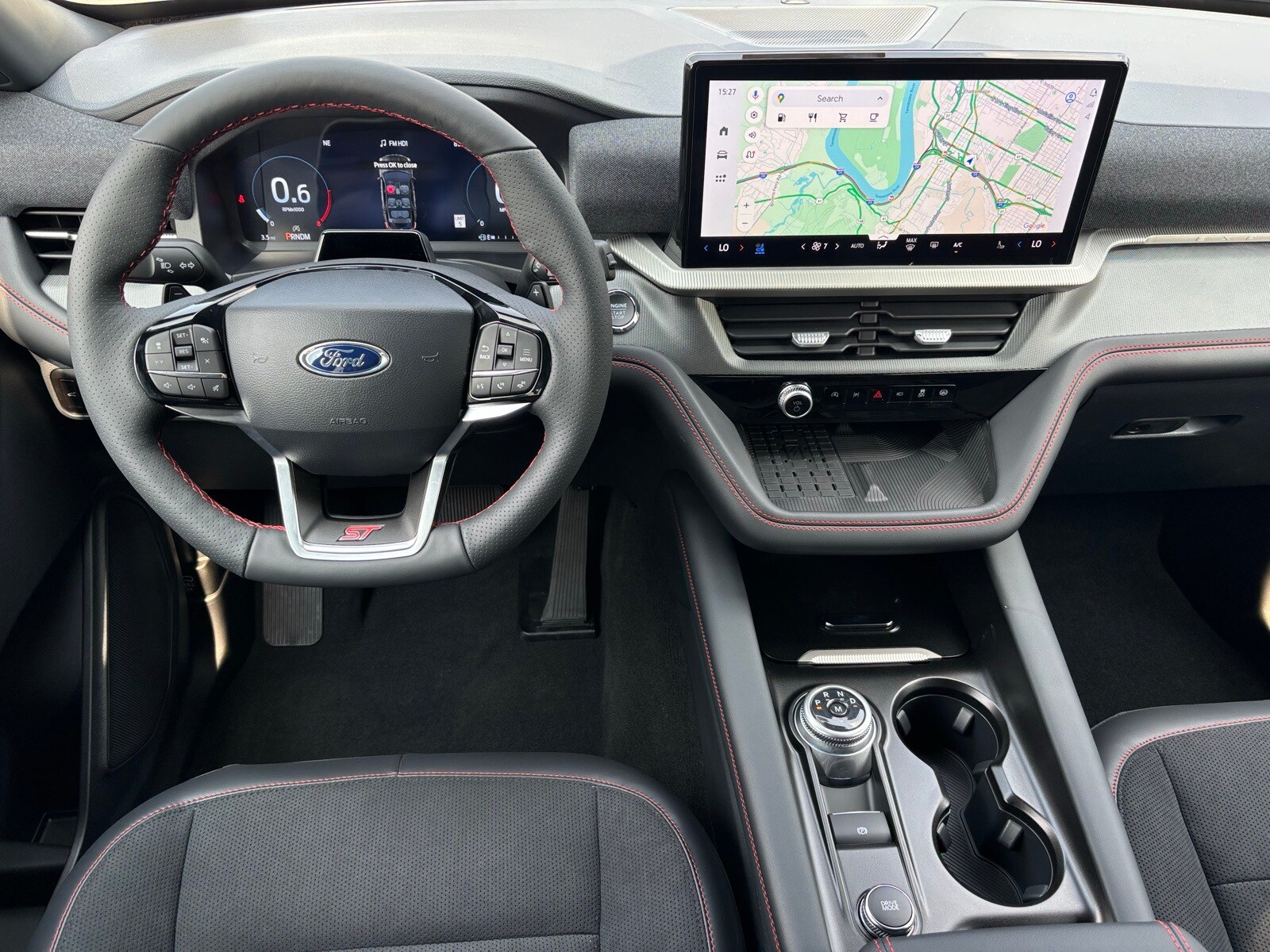 2025 Ford Explorer ST photo 3