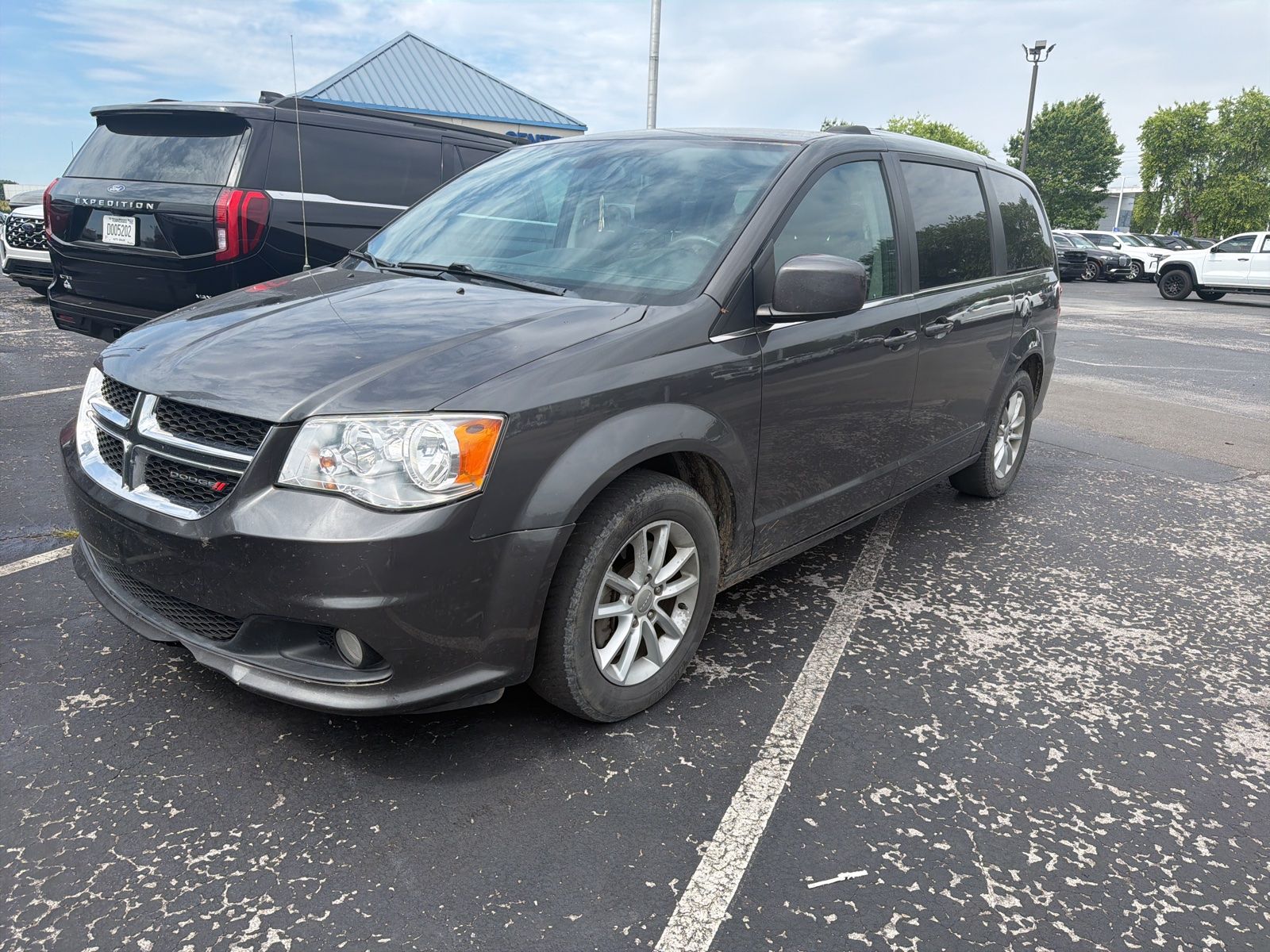 2019 Dodge Grand Caravan SXT's photo
