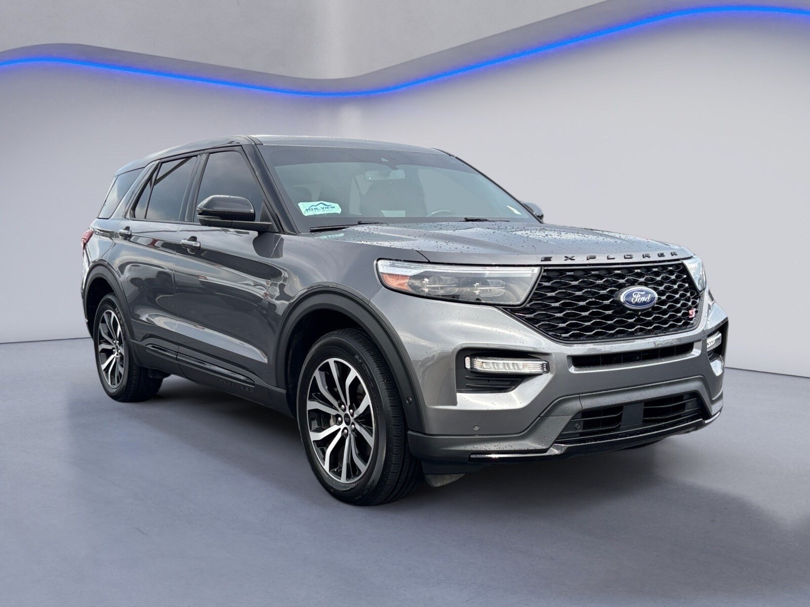 2021 Ford Explorer ST photo 2