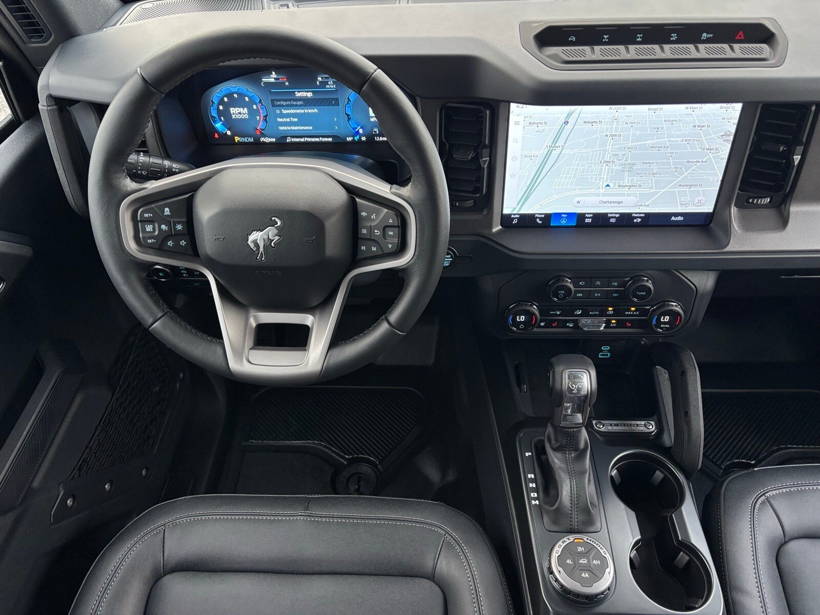 2025 Ford Bronco Badlands photo 3