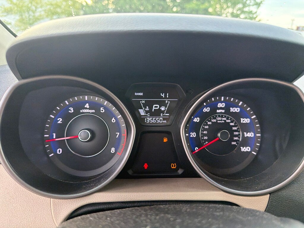 Used 2016 Hyundai Elantra SE Sedan