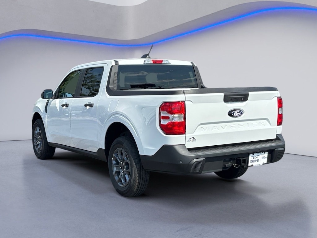 New 2026 Ford Maverick XLT Truck Crew Cab
