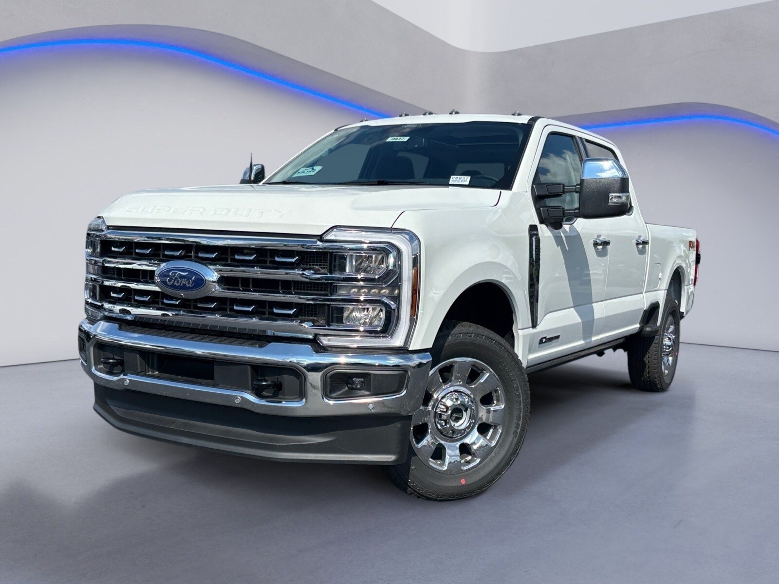 2025 Ford F-350 Lariat photo 2