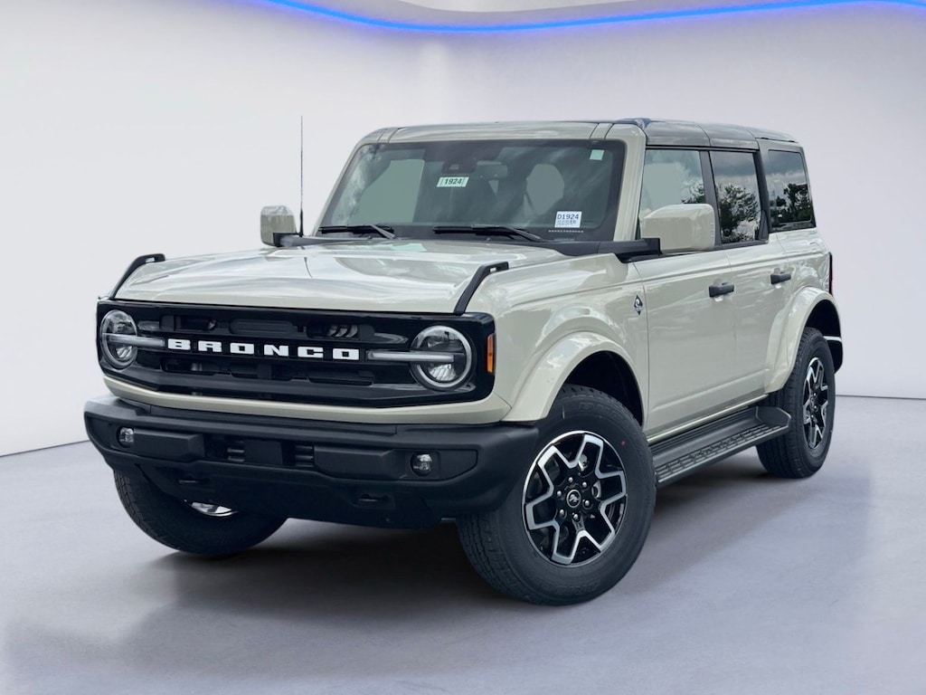 New 2026 Ford Bronco Outer Banks® SUV