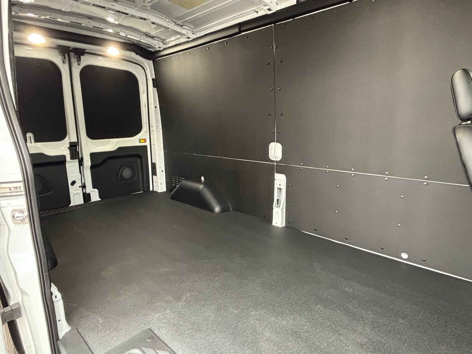 2026 Ford Transit Van Base - Photo 18