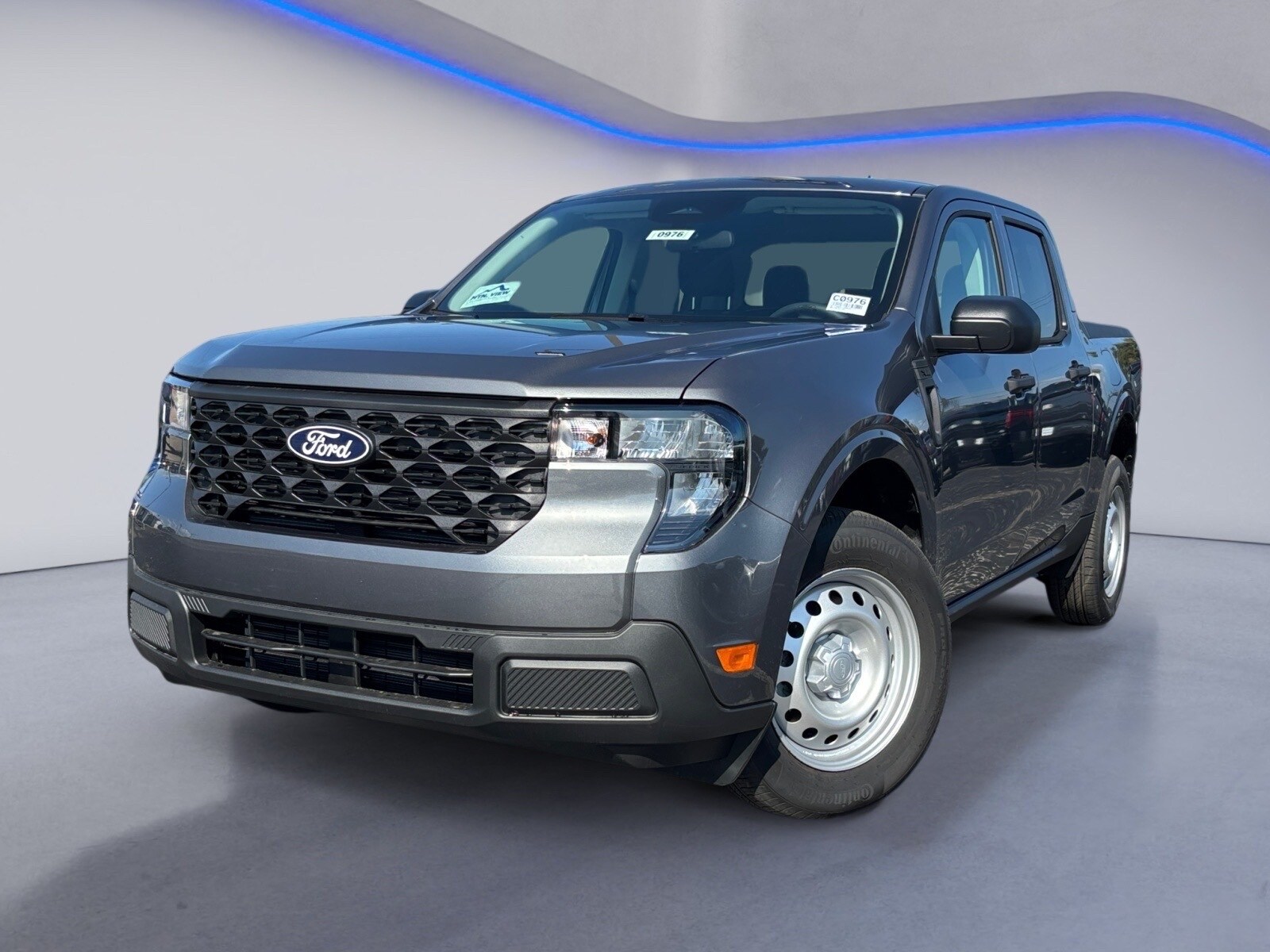 2025 Ford Maverick XL photo 2