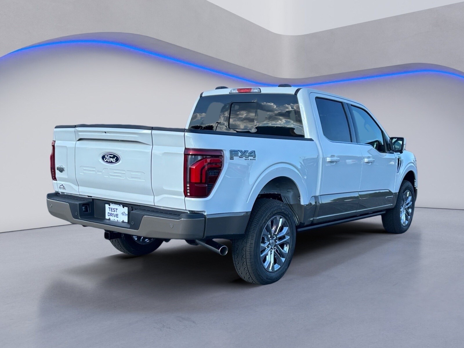 2025 Ford F-150 King Ranch photo 3