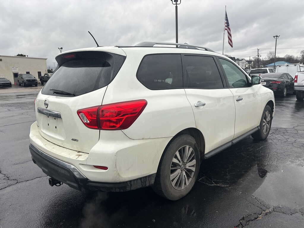 Used 2018 Nissan Pathfinder S SUV