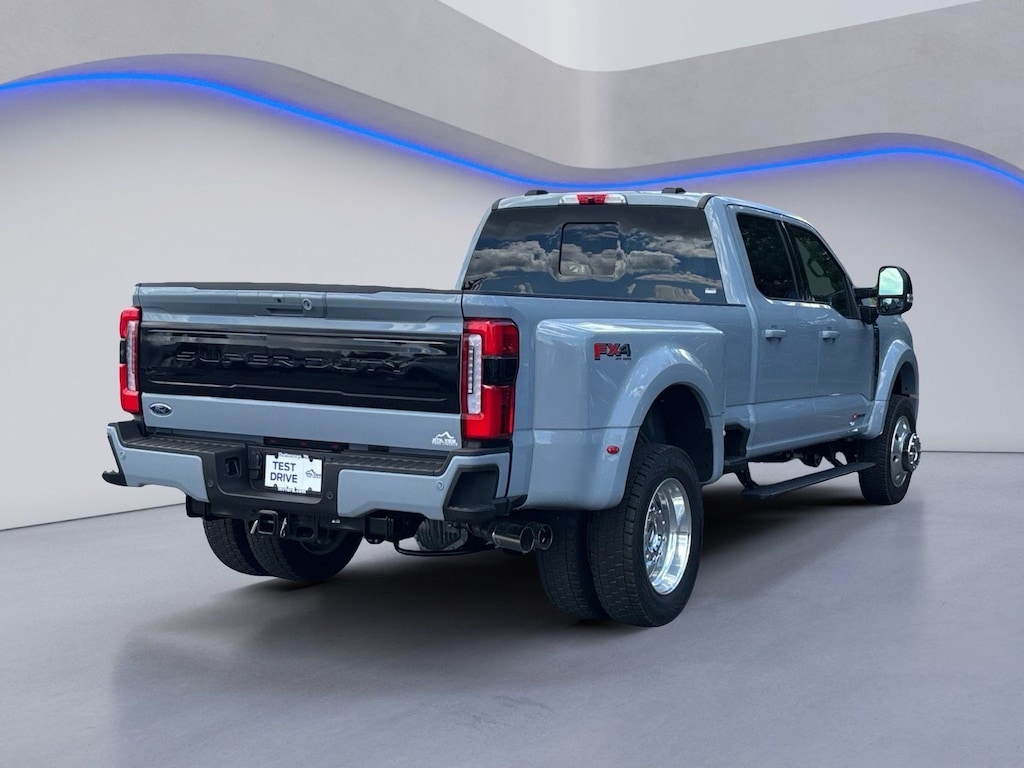 New 2026 Ford F-450 Platinum DRW Truck Crew Cab