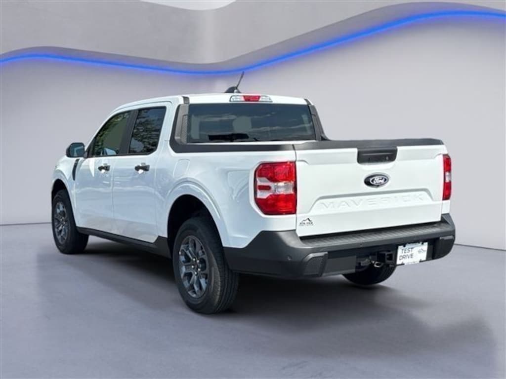 New 2026 Ford Maverick XLT Truck Crew Cab