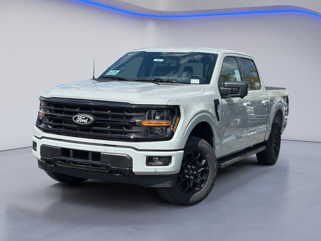 New 2026 Ford F-150 XLT Truck SuperCrew