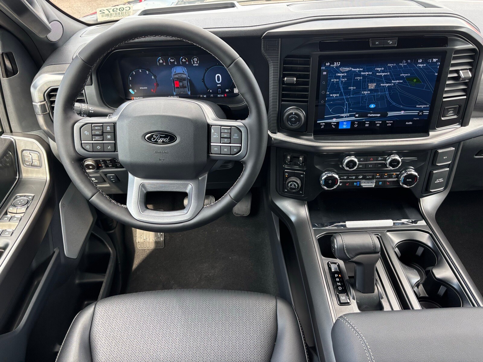 2025 Ford F-150 Lariat photo 3