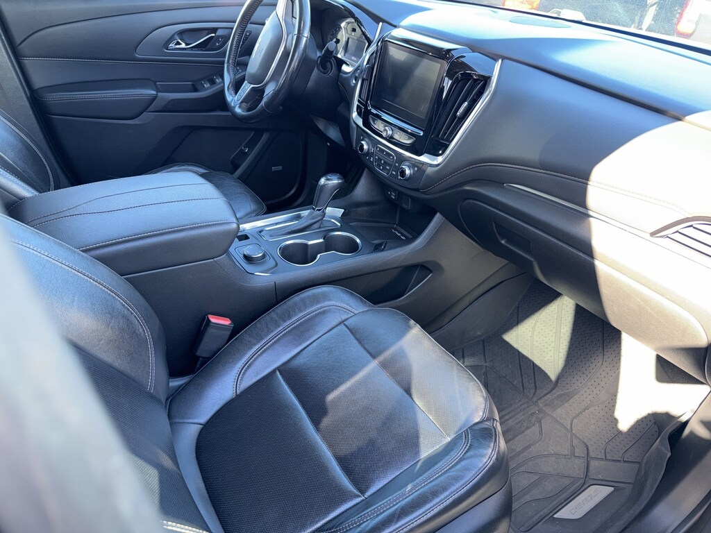Used 2020 Chevrolet Traverse Premier SUV