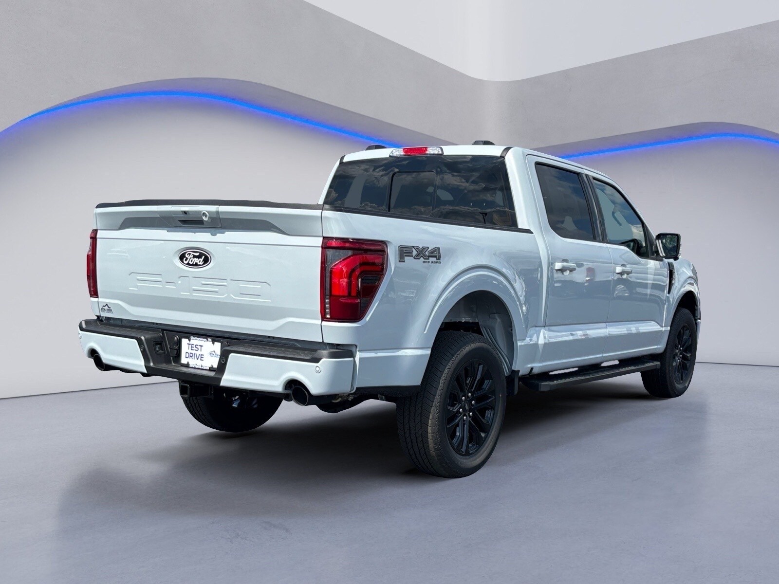 2025 Ford F-150 Lariat photo 4
