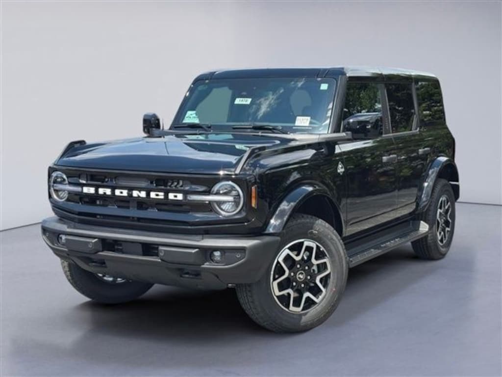 New 2026 Ford Bronco Outer Banks SUV