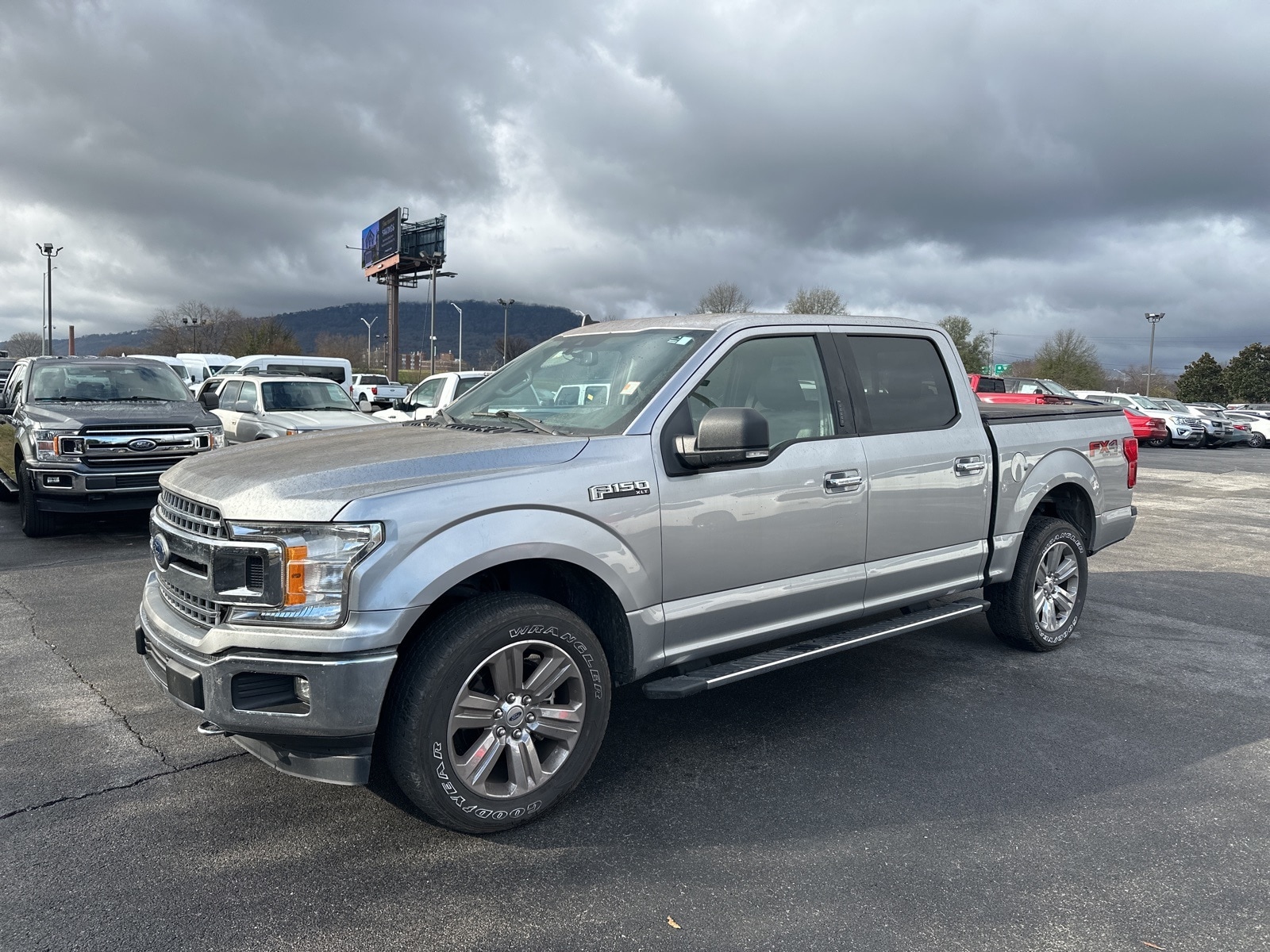 2020 Ford F-150 XLT's photo